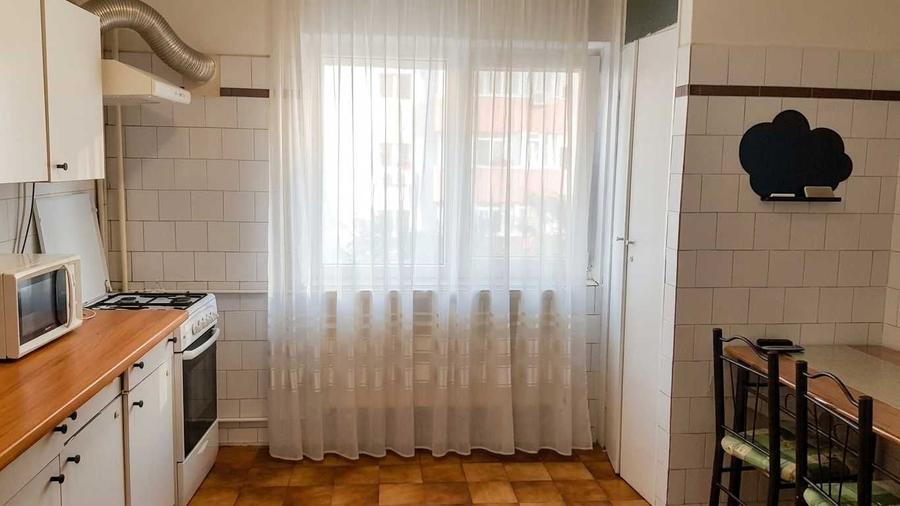 Apartament cu 2 camere decomandat în 13 Septembrie
