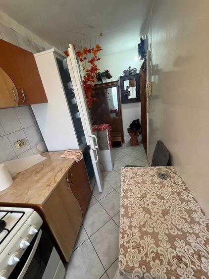Apartament cu 2 camere decomandat în Vest