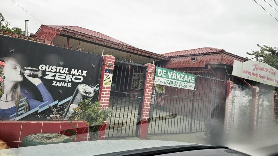 Casă cu 7 camere cu Teren 798 Mp în Costi