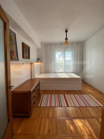 Apartament cu 4 camere decomandat, mobilat în George Enescu