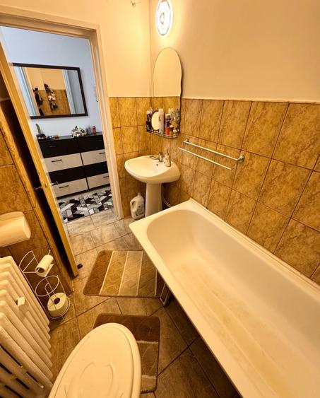Apartament cu 2 camere semidecomandat, mobilat în Gara