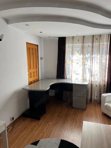Apartament cu 3 camere decomandat în Cug