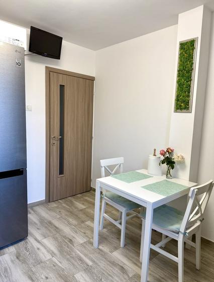 Apartament 2 camere Lux +CTP in zona Drumul Taberei - 8
