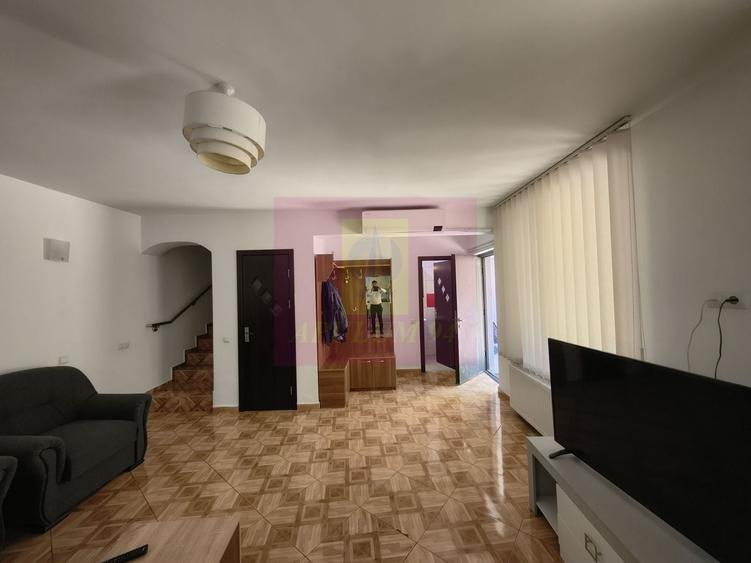 Casă individuală cu 4 camere cu Canalizare în Antiaeriană