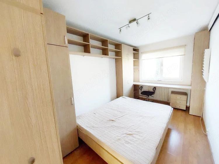 Apartament cu 3 camere semidecomandat, mobilat în Dacia