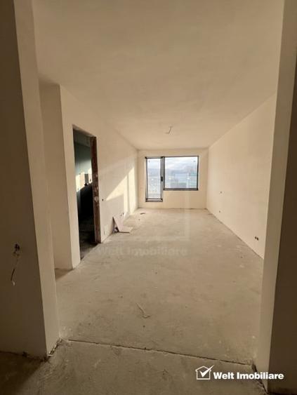 Penthouse cu 3 camere decomandat în Zorilor