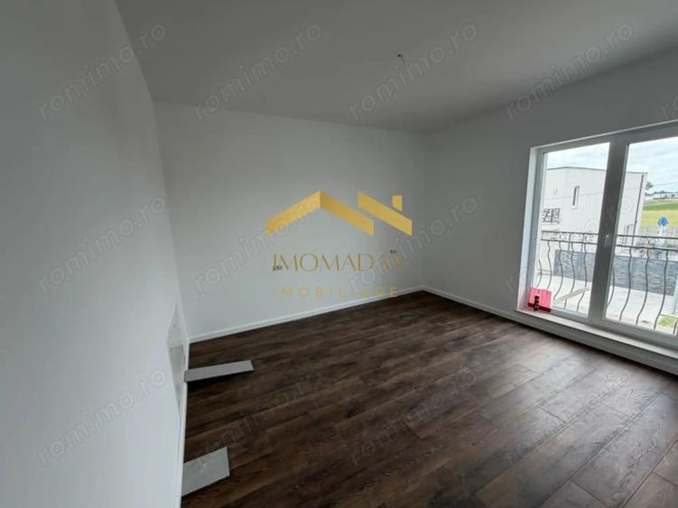 Casă cu 4 camere cu Teren 250 Mp în Bucovăț (Remetea Mare)