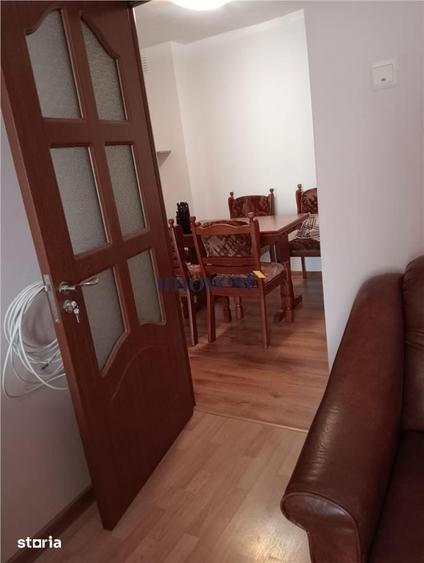 Apartament cu 3 camere în Micro 15