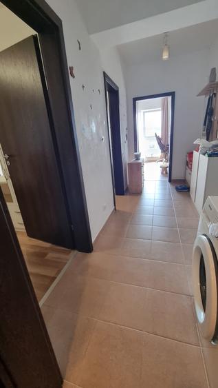 Apartament cu 2 camere decomandat în Berceni