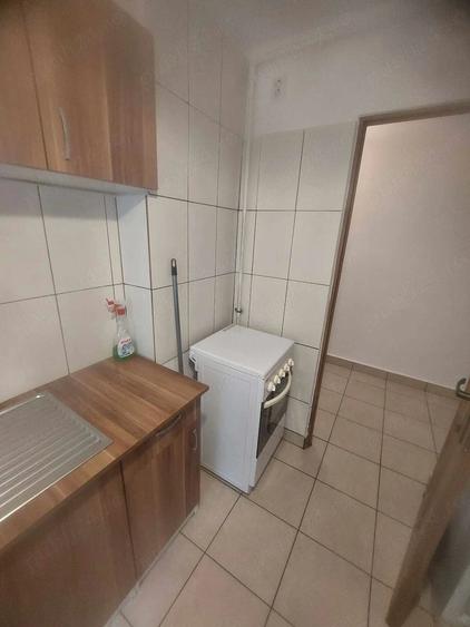 Apartament cu 2 camere decomandat în Semicentral