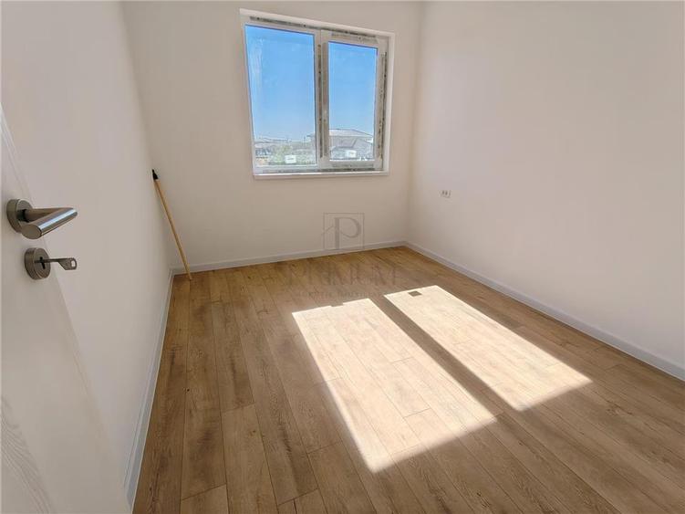 Duplex cu 3 camere cu Canalizare în Moșnița Nouă