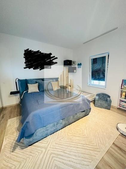 Apartament cu 2 camere semidecomandat, mobilat în Giroc