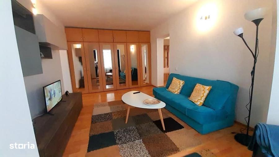 Apartament cu 2 camere semidecomandat în Central — fotografia 3