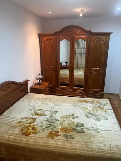 Apartament cu 3 camere în Ștefan cel Mare