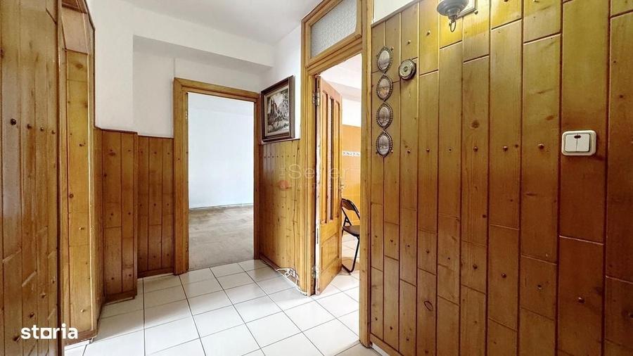 Apartament cu 4 camere în Noua