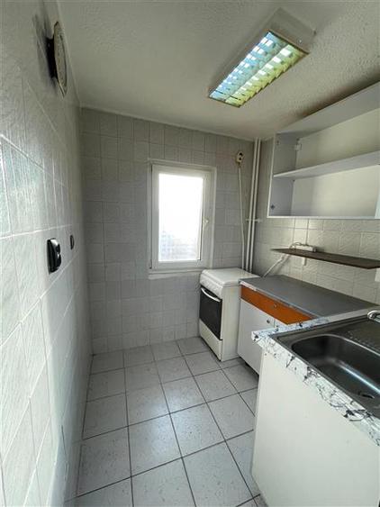 Apartament cu 2 camere semidecomandat în Pantelimon
