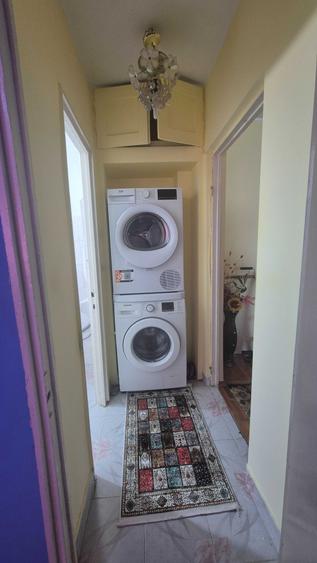 Apartament cu 2 camere semidecomandat în CET