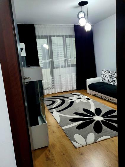 Garsonieră decomandată în Central