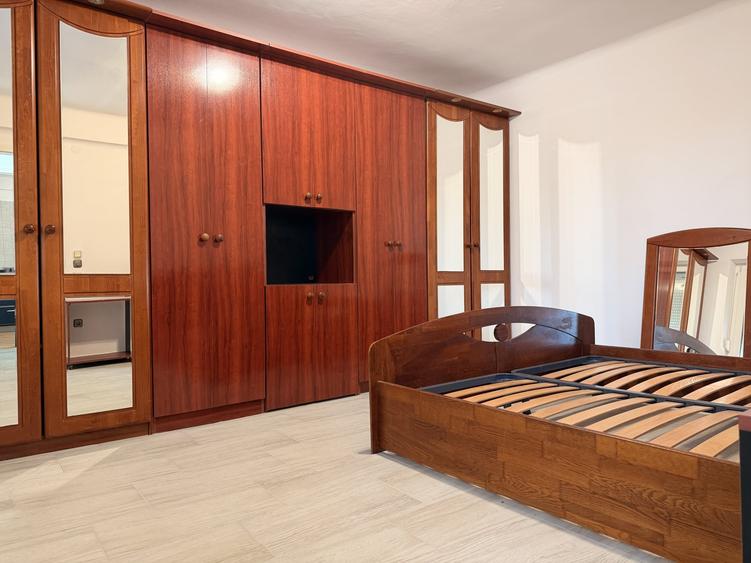 Garsonieră semidecomandată, mobilată în Complex Studențesc