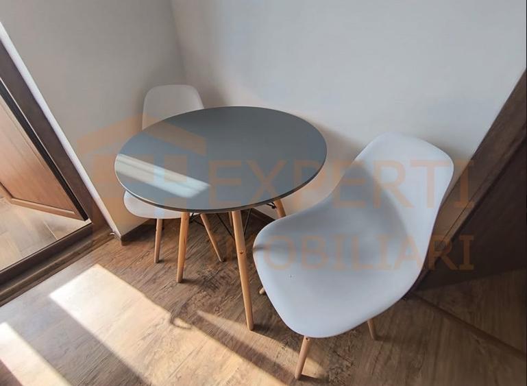 Apartament cu 2 camere semidecomandat, mobilat în Tomis Nord