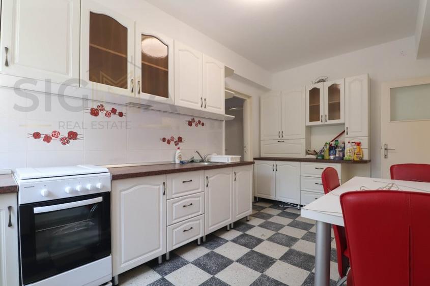 Apartament cu 3 camere decomandat, mobilat în Central