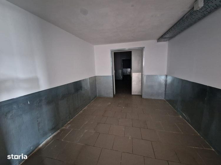 Spațiu comercial, de 380 mp, în Ciofrângeni