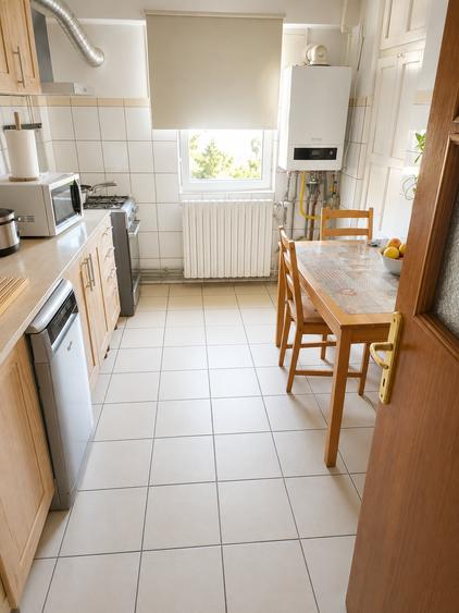 Apartament cu 2 camere decomandat în Tomis III
