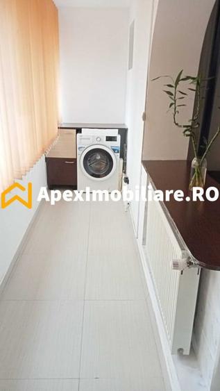Apartament cu 3 camere decomandat în Dristor