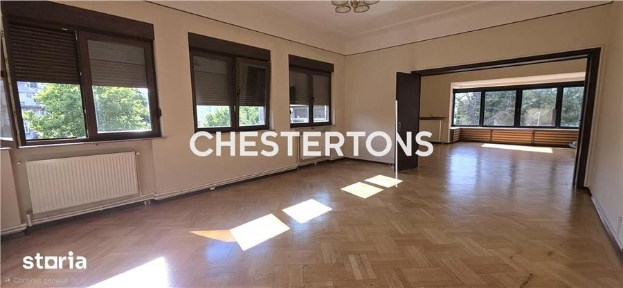 Apartament cu 5 camere decomandat în Dorobanți