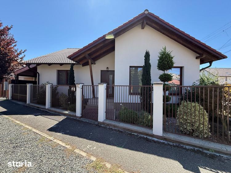 Casă cu 3 camere cu Teren 305 Mp în Bujac