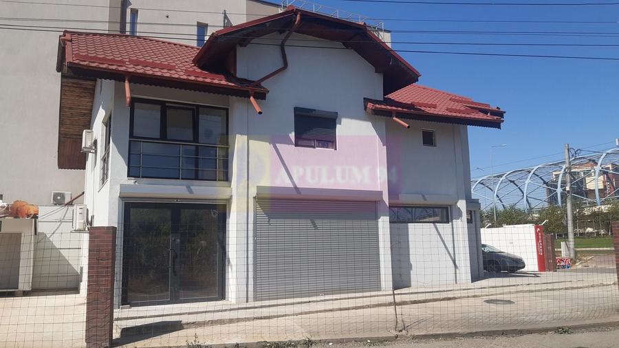 Casă individuală cu 6 camere cu Canalizare în Cățelu