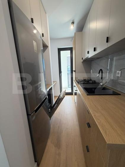 Apartament cu 2 camere semidecomandat, mobilat în Florești