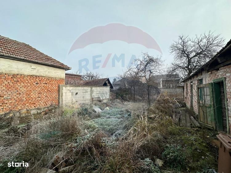 Spațiu comercial, în Bârzești
