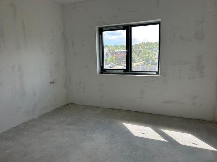 Duplex cu 4 camere cu Canalizare în Giarmata-Vii