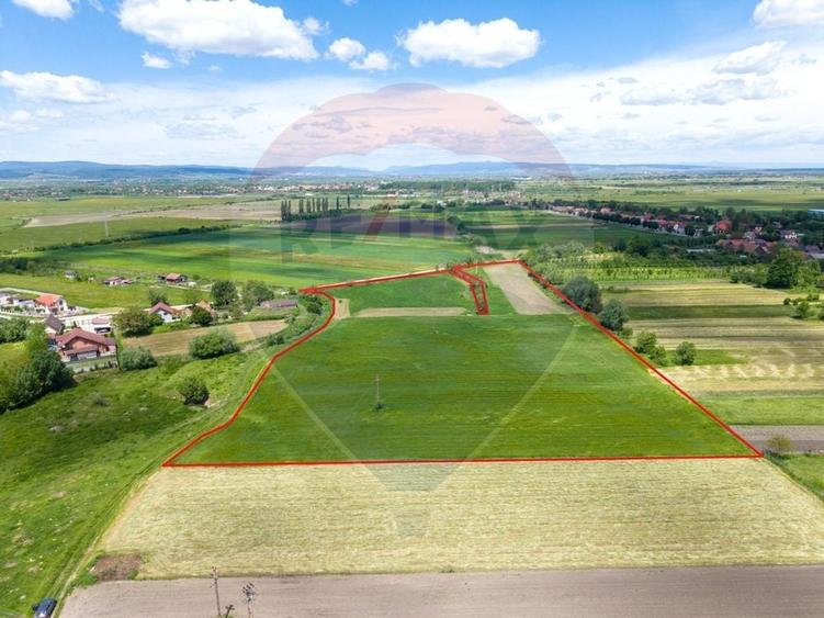 Teren agricol extravilan de 25100 mp, în Prejmer
