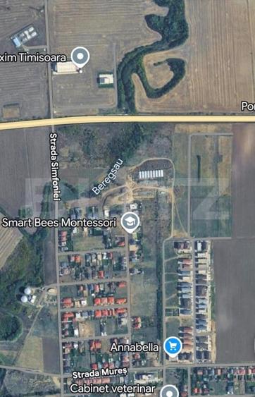 Teren agricol intravilan de 5653 mp, în Dumbrăvița
