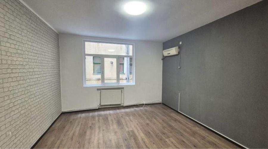 Inchiriez camera in apartament Centrul Vechi, Strada Franceza - 11