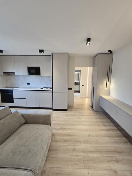 Apartament cu 2 camere decomandat, mobilat în Brâncoveanu