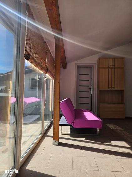 Apartament cu 3 camere decomandat în Sud