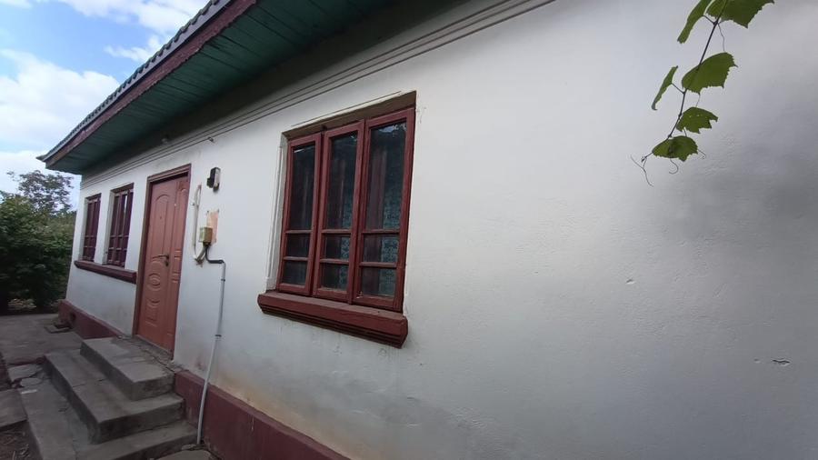 Casă individuală cu 4 camere cu Teren 2331 Mp în Coșoveni