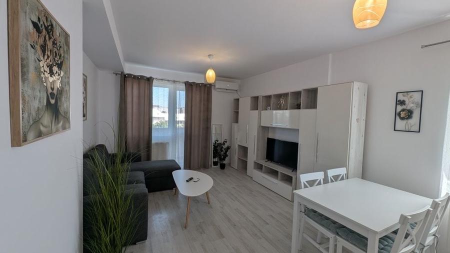 Apartament cu 2 camere decomandat în Exterior Vest