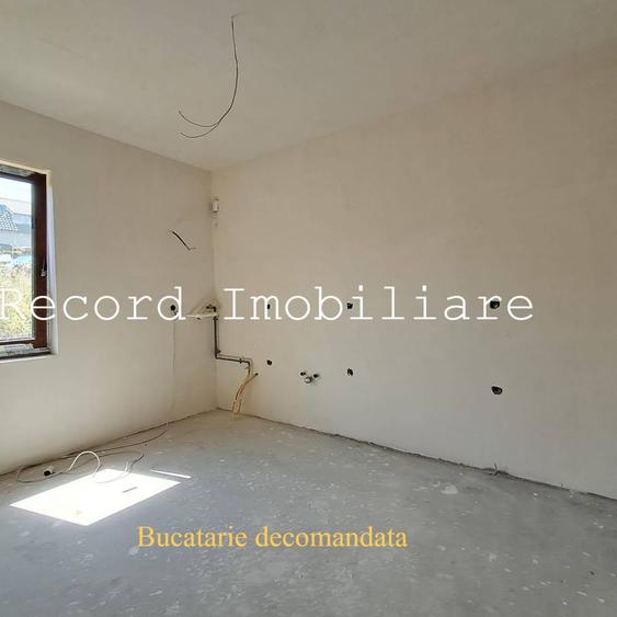 Casă individuală cu 4 camere cu Teren 300 Mp în Apahida