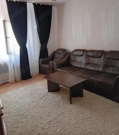 Apartament cu 2 camere decomandat în Cetatea