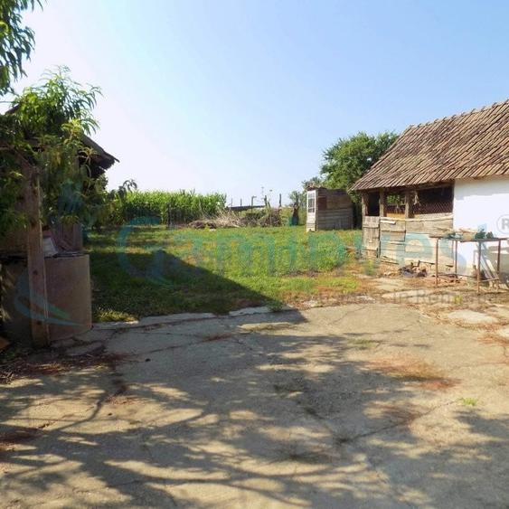 Casă individuală cu 3 camere cu Teren 4192 Mp în Bicaci