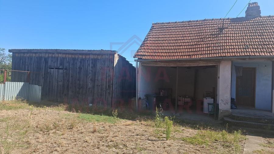 Casă individuală cu 3 camere cu Canalizare în Gherteniș