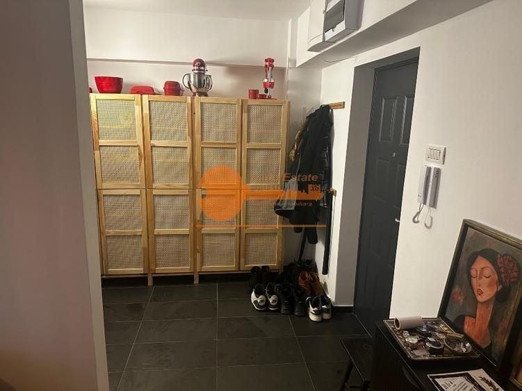 Apartament cu 3 camere decomandat, mobilat în Titulescu