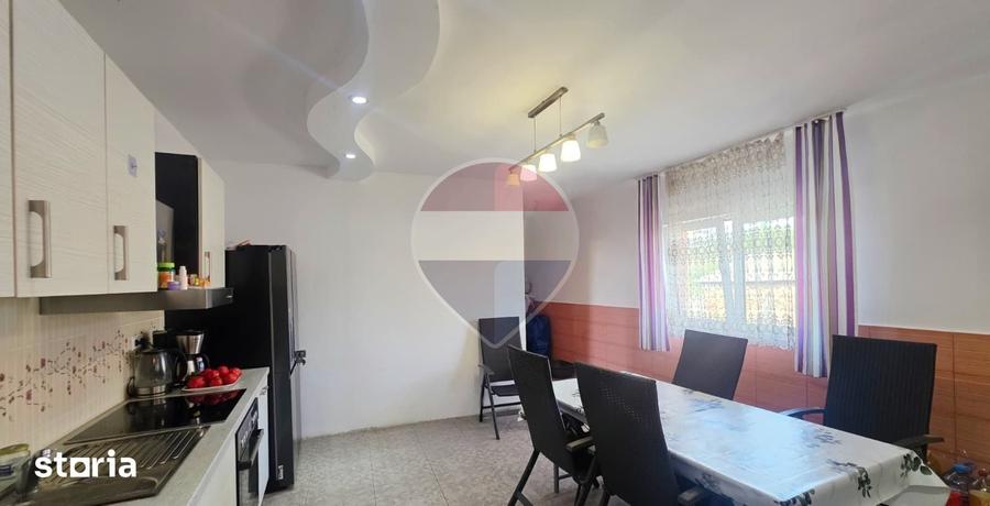 Casă cu 2 camere cu Teren 536 Mp în Central
