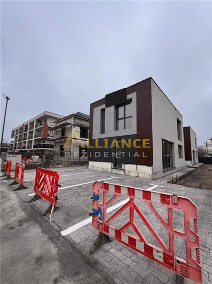 Casă individuală cu 3 camere cu Teren 257 Mp în Central