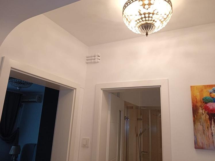 Apartament cu 2 camere decomandat în Primăverii