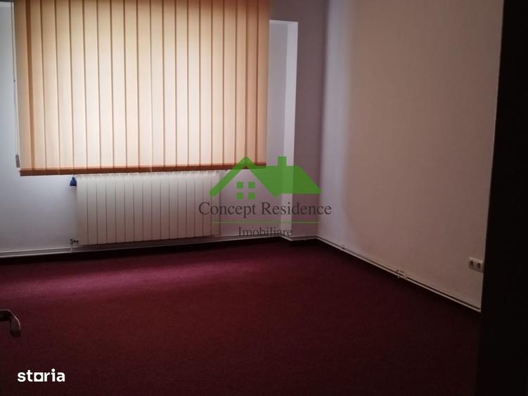 Garsonieră decomandată în Central